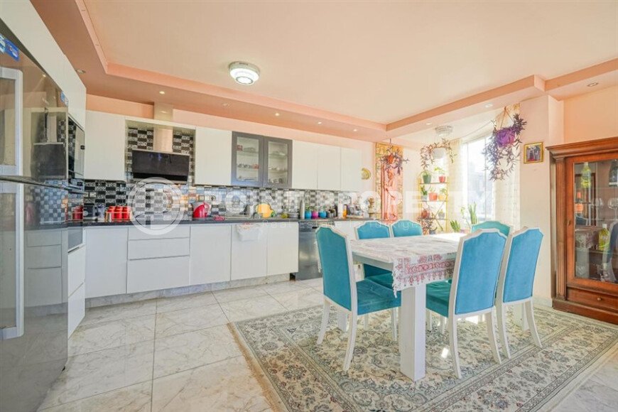 Просторная панорамная квартира 3+2 площадью 250 м² в районе Махмутлар-id-9509-фото-5