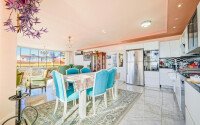 Spacious panoramic apartment 3+2 with an area of 250 m² in Mahmutlar-id-9509-photo-6