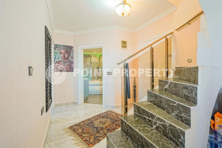 Просторная панорамная квартира 3+2 площадью 250 м² в районе Махмутлар-id-9509-фото-11