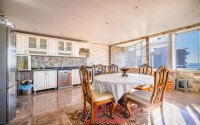 Spacious panoramic apartment 3+2 with an area of 250 m² in Mahmutlar-id-9509-photo-16