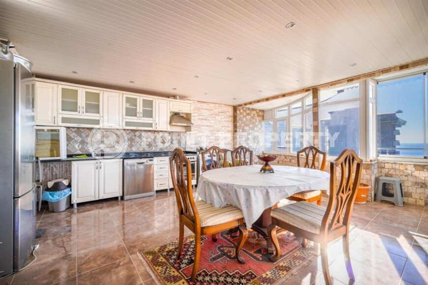 Просторная панорамная квартира 3+2 площадью 250 м² в районе Махмутлар-id-9509-фото-16