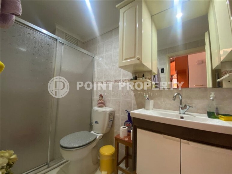 Просторная квартира 1+1, подходящая для получения ВНЖ в районе Тосмур-id-9510-фото-9