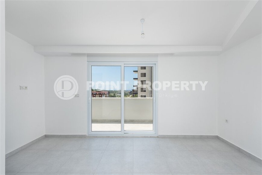 Penthouse 2+1 with a beautiful view in a new complex in Avsallar-id-9512-photo-5