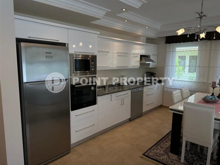 One of the best projects in the Tosmur area with a large territory and proximity to the sea-id-9514-photo-4