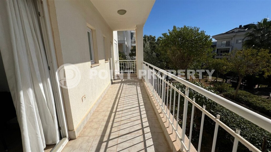 A good furnished apartment with the possibility of obtaining a residence permit in Turkey-id-9516-photo-13
