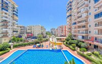 Spacious apartment with furniture and appliances in the Mahmutlar area, in a complex with a huge territory and developed infrastructure.-id-9535-photo-3