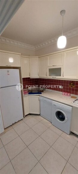 Spacious apartment with furniture and appliances in the Mahmutlar area, in a complex with a huge territory and developed infrastructure.-id-9535-photo-9