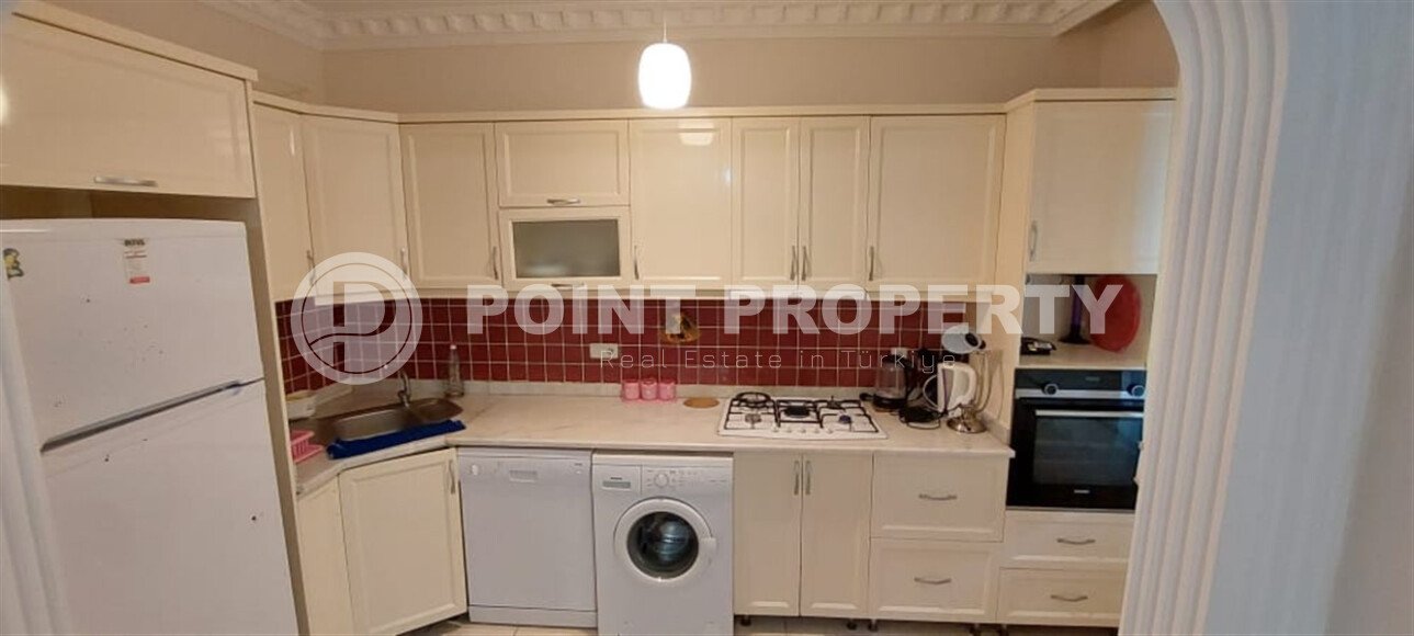 Spacious apartment with furniture and appliances in the Mahmutlar area, in a complex with a huge territory and developed infrastructure.-id-9535-photo-10