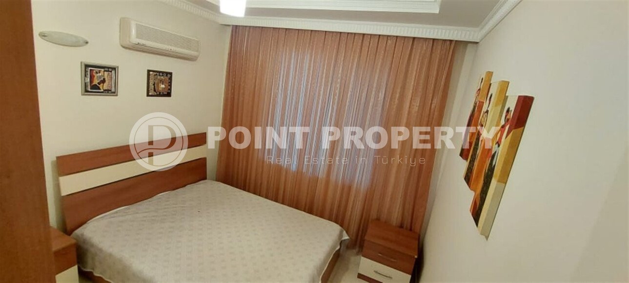 Spacious apartment with furniture and appliances in the Mahmutlar area, in a complex with a huge territory and developed infrastructure.-id-9535-photo-11