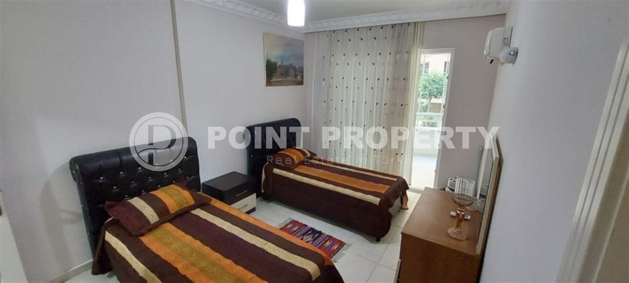 Spacious apartment with furniture and appliances in the Mahmutlar area, in a complex with a huge territory and developed infrastructure.-id-9535-photo-17