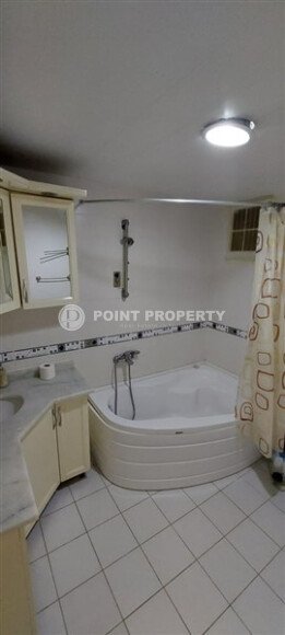 Spacious apartment with furniture and appliances in the Mahmutlar area, in a complex with a huge territory and developed infrastructure.-id-9535-photo-19