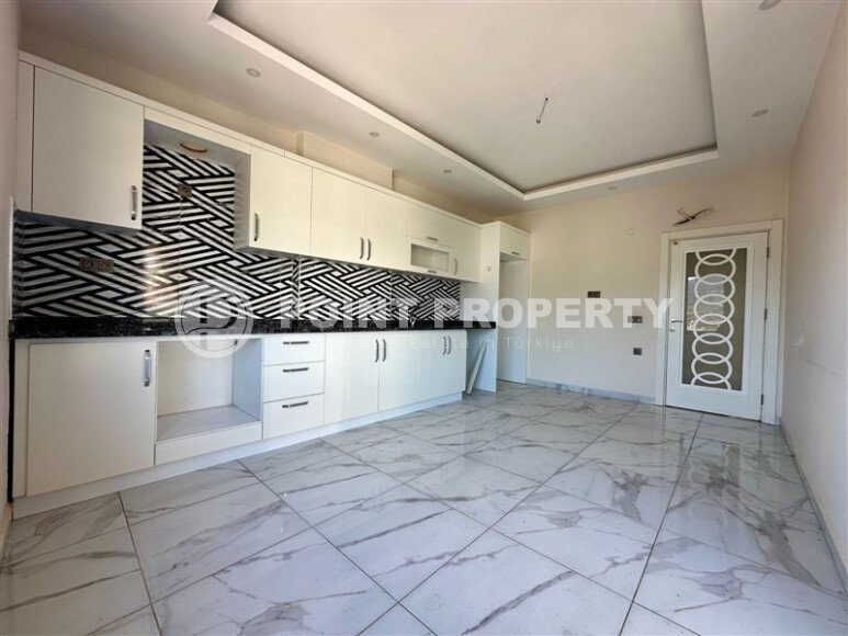 Spacious 3+1 apartment of 150 m² with separate kitchen in Buyukhasbahce, Alanya-id-9536-photo-1