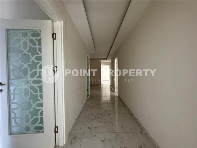 Просторная квартира 3+1 площадью 150 м² с отдельной кухней в районе Бюйюкхасбахче, Алания-id-9536-фото-4