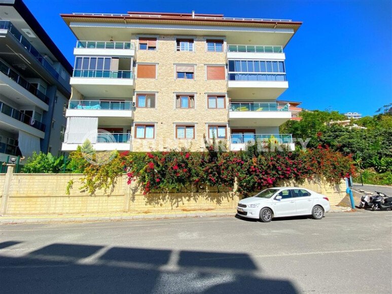 Просторная квартира 3+1 площадью 150 м² с отдельной кухней в районе Бюйюкхасбахче, Алания-id-9536-фото-19