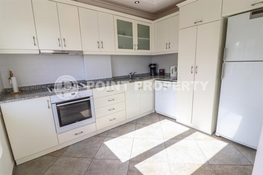 Двухуровневая квартира 4+1 площадью 175 м² в районе Сугёзу, Аланья-id-9537-фото-3