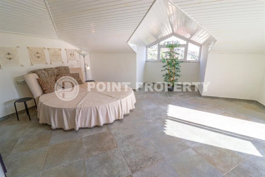 Двухуровневая квартира 4+1 площадью 175 м² в районе Сугёзу, Аланья-id-9537-фото-8