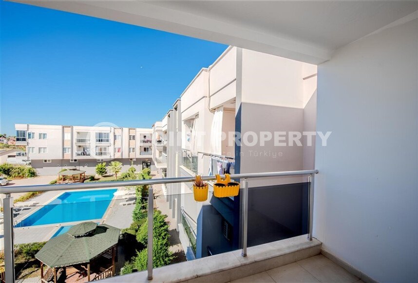 Bright apartment with new furniture in the Canals area, in a complex with a large green area, close to the sea.-id-9540-photo-10