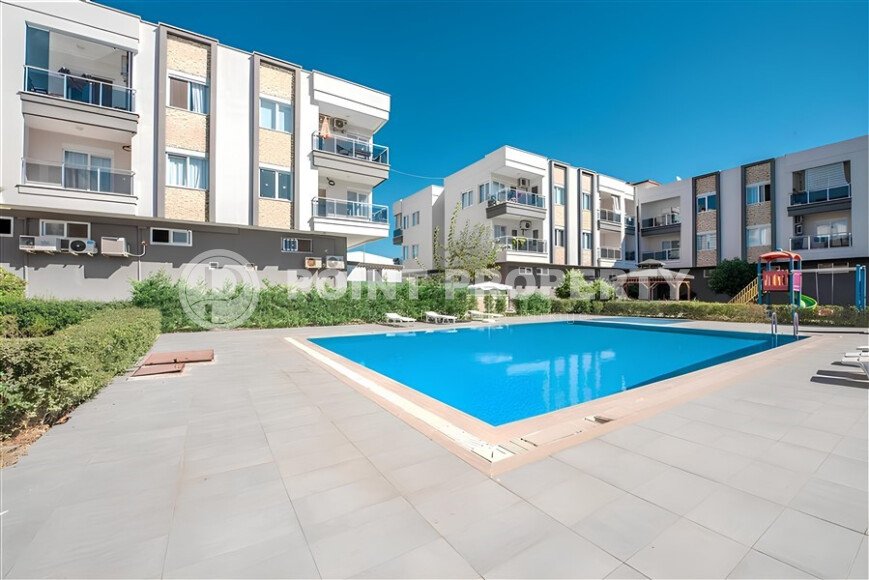 Bright apartment with new furniture in the Canals area, in a complex with a large green area, close to the sea.-id-9540-photo-12