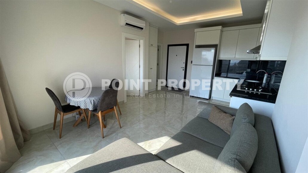 Sunny apartment 50 m² with sea views in a premium complex in Mahmutlar-id-9547-photo-5