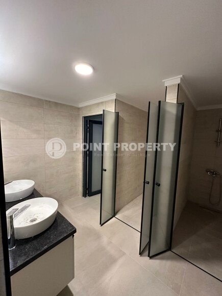 Квартира в современном жилом комплексе со своей большой территорией в районе Махмутлар, укомплектованная новой техникой.-id-9548-фото-28