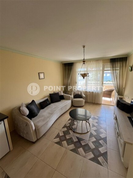 Apartment with a layout of 1+1, area of 55 m² in the city center-id-9551-photo-2