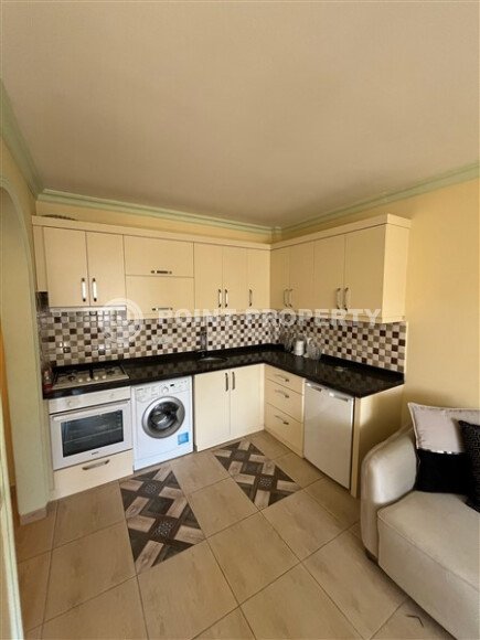 Apartment with a layout of 1+1, area of 55 m² in the city center-id-9551-photo-3