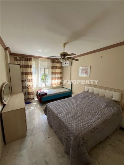 Apartment with a layout of 1+1, area of 55 m² in the city center-id-9551-photo-5