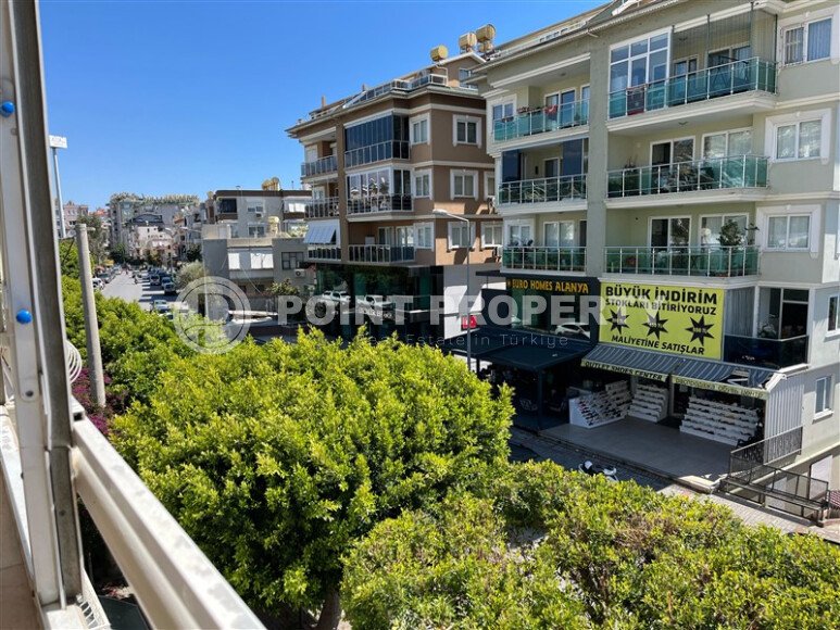 Apartment with a layout of 1+1, area of 55 m² in the city center-id-9551-photo-10