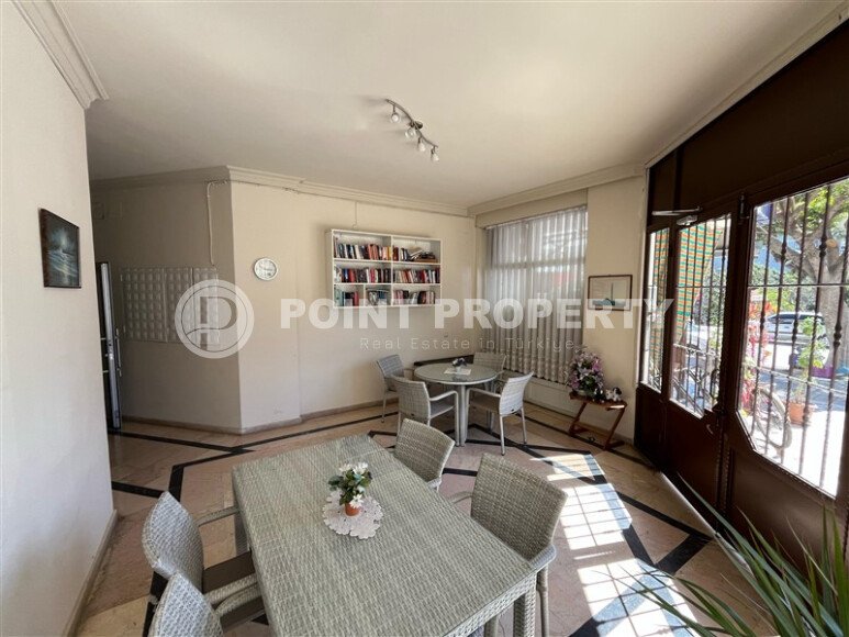 Квартира с планировкой 1+1 площадью 55 м² в центре города-id-9551-фото-15