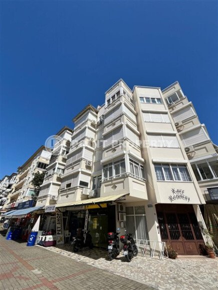 Apartment with a layout of 1+1, area of 55 m² in the city center-id-9551-photo-19