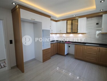 Семейная квартира 3+1, 160 м² в центре Аланьи с просторным балконом и камином-id-9564-фото-1