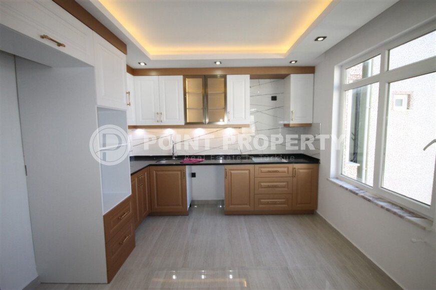 Семейная квартира 3+1, 160 м² в центре Аланьи с просторным балконом и камином-id-9564-фото-2