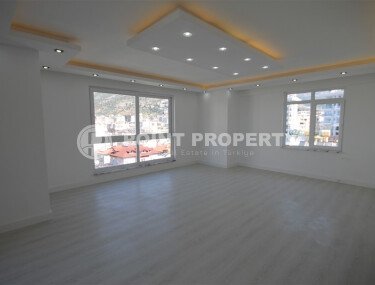 Семейная квартира 3+1, 160 м² в центре Аланьи с просторным балконом и камином-id-9564-фото-4