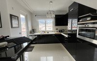 Large two-level apartment 3+1 with an area of 235 m² in the Saray area, the center of Alanya-id-9567-photo-8