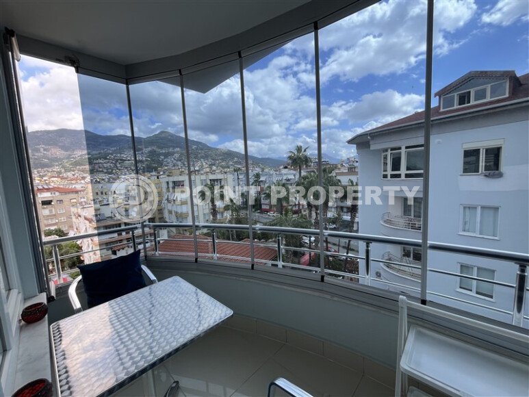 Large two-level apartment 3+1 with an area of 235 m² in the Saray area, the center of Alanya-id-9567-photo-15