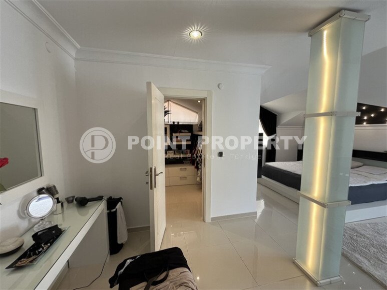 Large two-level apartment 3+1 with an area of 235 m² in the Saray area, the center of Alanya-id-9567-photo-31