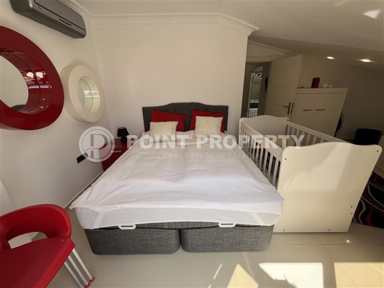 Large two-level apartment 3+1 with an area of 235 m² in the Saray area, the center of Alanya-id-9567-photo-38