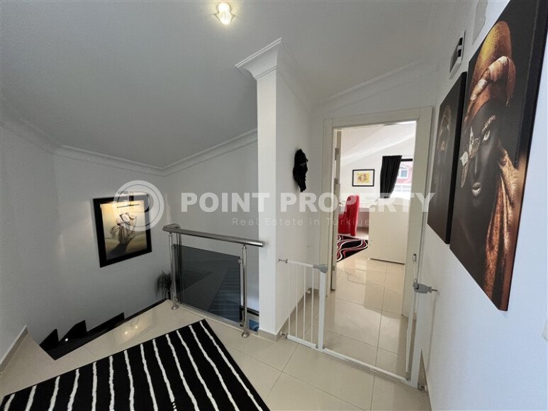 Large two-level apartment 3+1 with an area of 235 m² in the Saray area, the center of Alanya-id-9567-photo-40