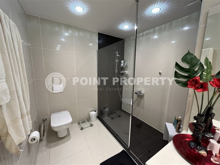 Large two-level apartment 3+1 with an area of 235 m² in the Saray area, the center of Alanya-id-9567-photo-44