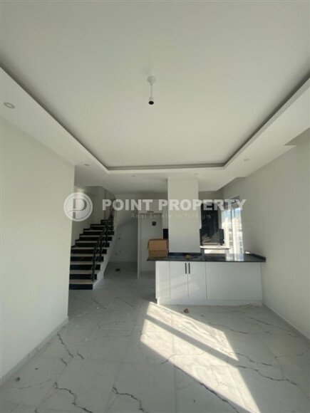Duplex apartment 2+1, 110 m² with sea view in elite area Kargicak-id-9572-photo-4