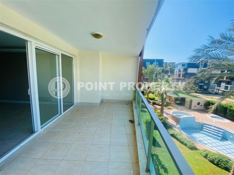 Spacious 2+1 apartment (115 m²) in the Oba area, just 900 m to the sea – with infrastructure for comfortable living and the possibility of a residence permit.-id-9587-photo-11