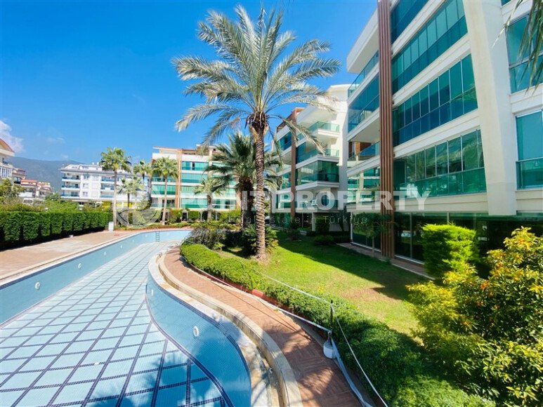 Spacious 2+1 apartment (115 m²) in the Oba area, just 900 m to the sea – with infrastructure for comfortable living and the possibility of a residence permit.-id-9587-photo-25