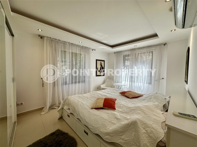 Panoramic triplex villa 250 m² with furniture, sea and Kale views in Bektas area, Alanya-id-9590-photo-16