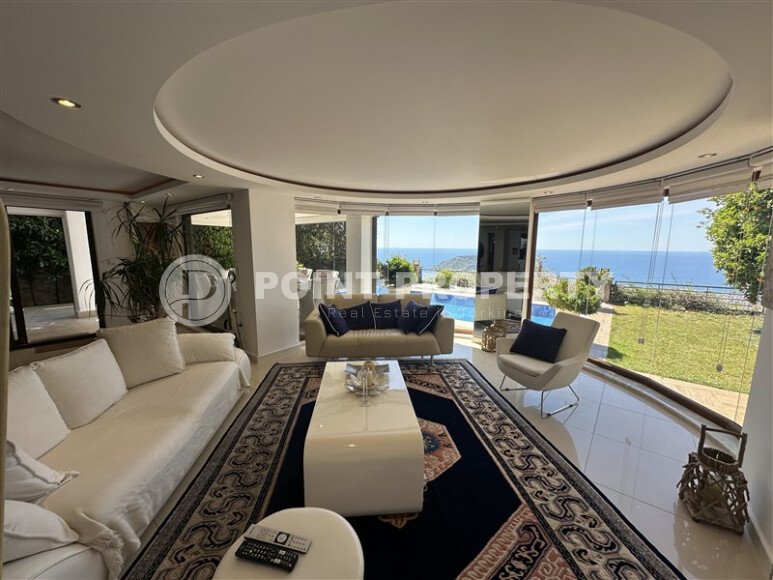 Panoramic triplex villa 250 m² with furniture, sea and Kale views in Bektas area, Alanya-id-9590-photo-26