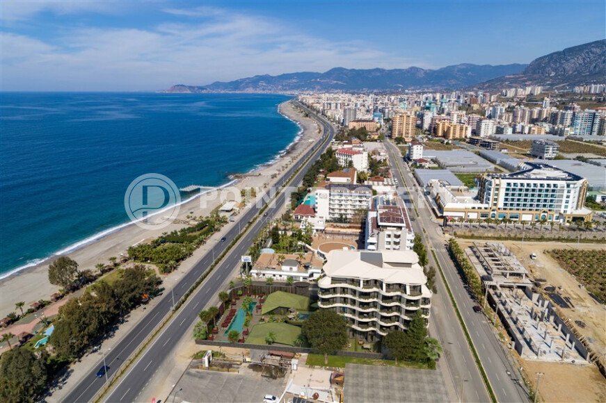 1+1 apartment with sea view in a complex on the first line in Kargicak-id-9601-photo-11