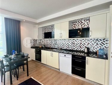 Уютная меблированная квартира 105 м² в районе Кестель, в шаговой доступности от моря-id-9602-фото-2