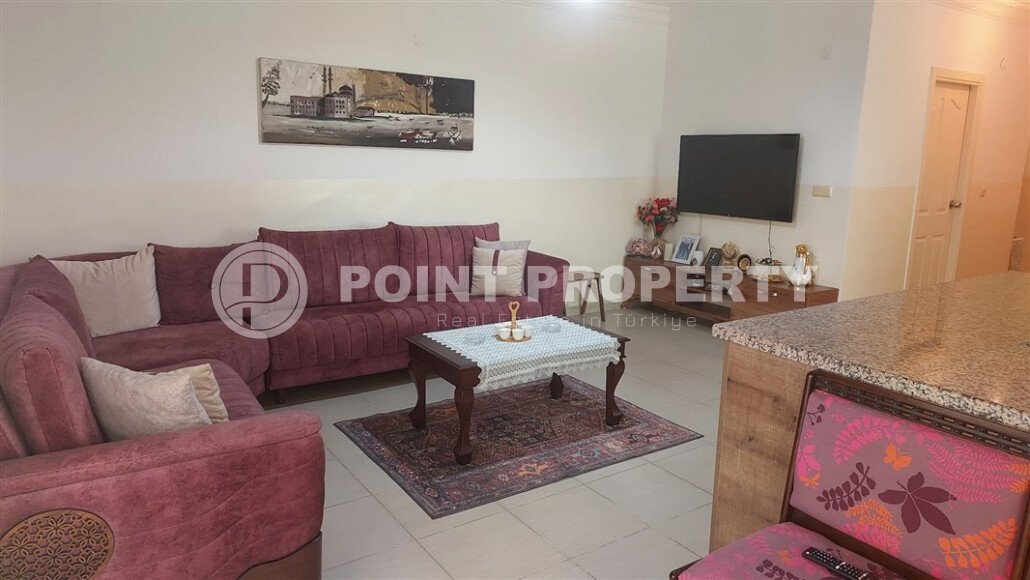 Apartment 2+1 large layout within walking distance to the sea in Mahmutlar-id-9605-photo-1