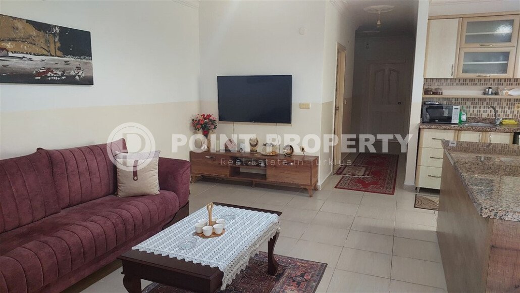 Apartment 2+1 large layout within walking distance to the sea in Mahmutlar-id-9605-photo-2