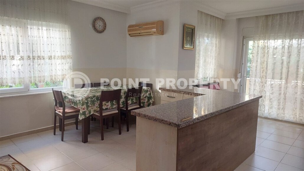 Apartment 2+1 large layout within walking distance to the sea in Mahmutlar-id-9605-photo-5