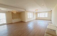 Spacious apartment 250 m² with the possibility of residence permit and citizenship in the Oba area-id-9608-photo-1